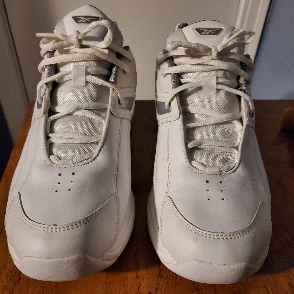 Vintage Reebok sneakers